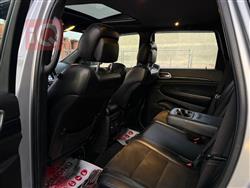 جیپ گراند شیرۆکی